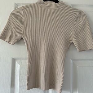 Dissh sweater (Donna short sleeve knit top)